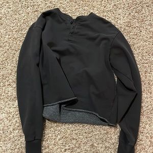 Urban cropped sweater